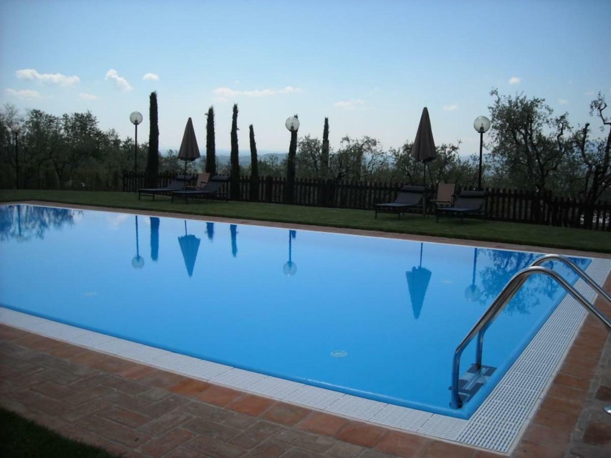 Ampio Appartamento Completamente Rinnovato Con Vista E Piscina Lucca Exterior foto