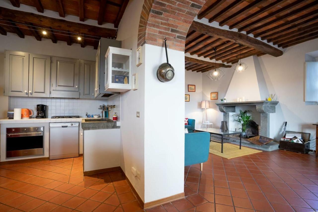 Ampio Appartamento Completamente Rinnovato Con Vista E Piscina Lucca Exterior foto
